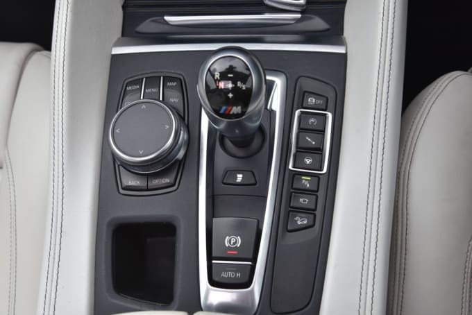 2025 BMW X5 M