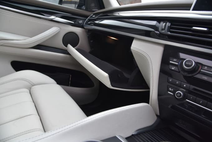 2025 BMW X5 M