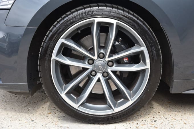 2025 Audi S5