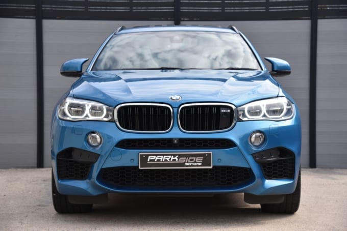 2025 BMW X6 M