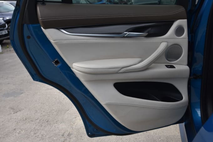 2025 BMW X6 M