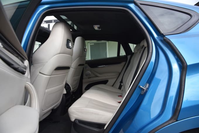 2025 BMW X6 M