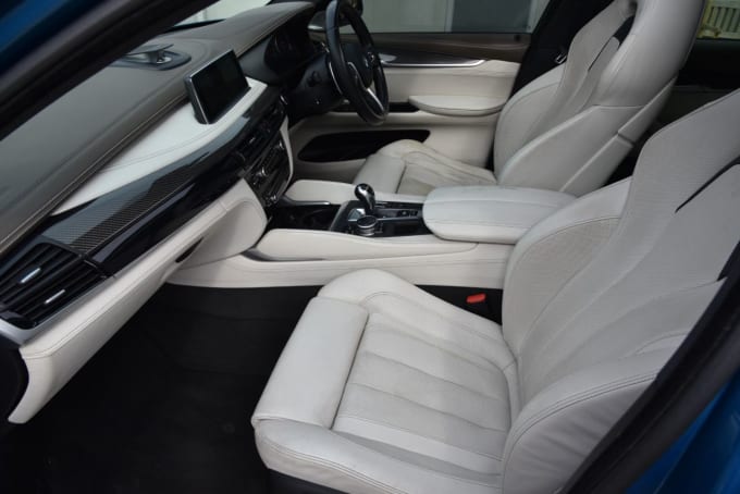 2025 BMW X6 M