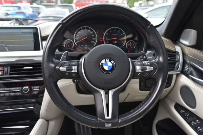 2025 BMW X6 M
