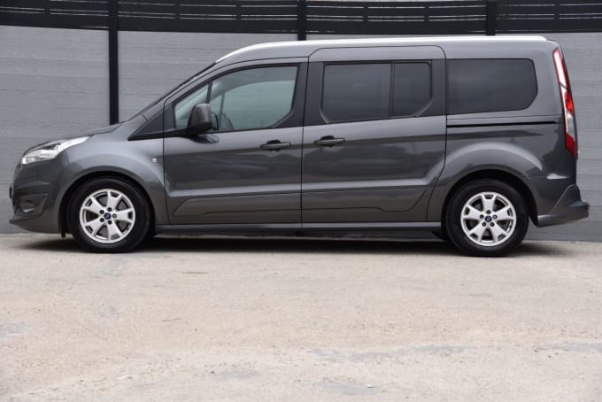 2025 Ford Grand Tourneo Connect