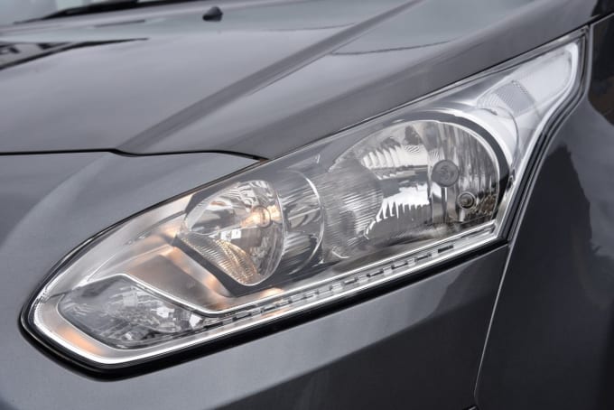 2025 Ford Grand Tourneo Connect