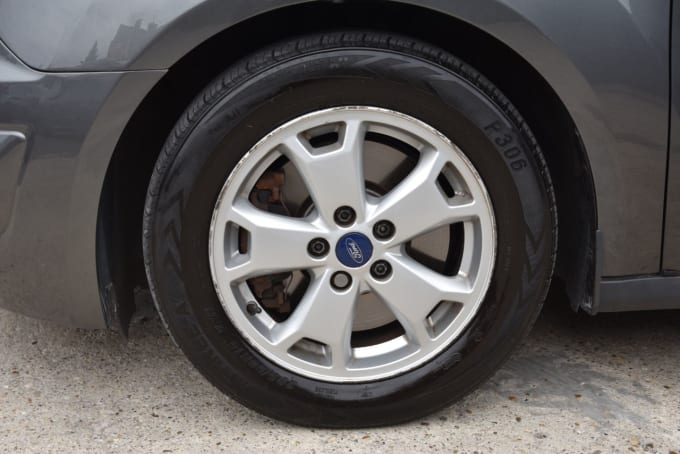 2025 Ford Grand Tourneo Connect
