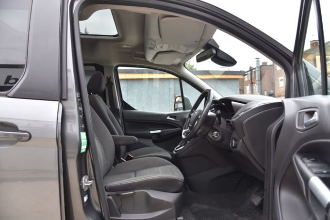 2025 Ford Grand Tourneo Connect