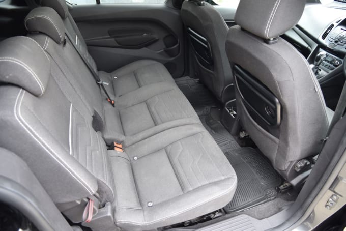 2025 Ford Grand Tourneo Connect