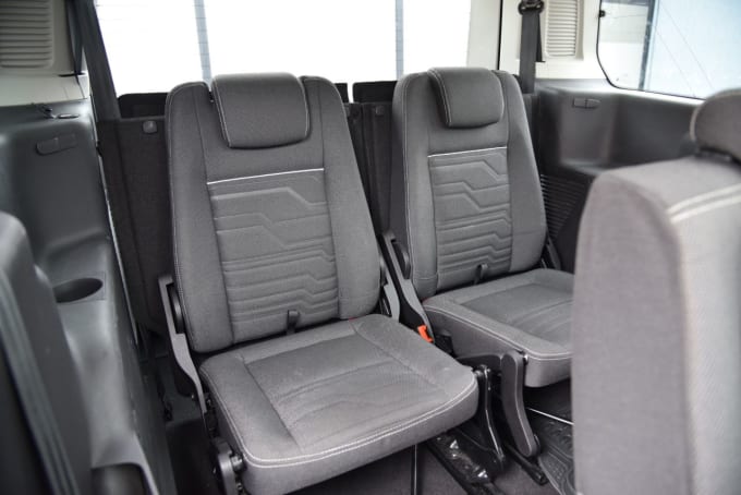 2025 Ford Grand Tourneo Connect