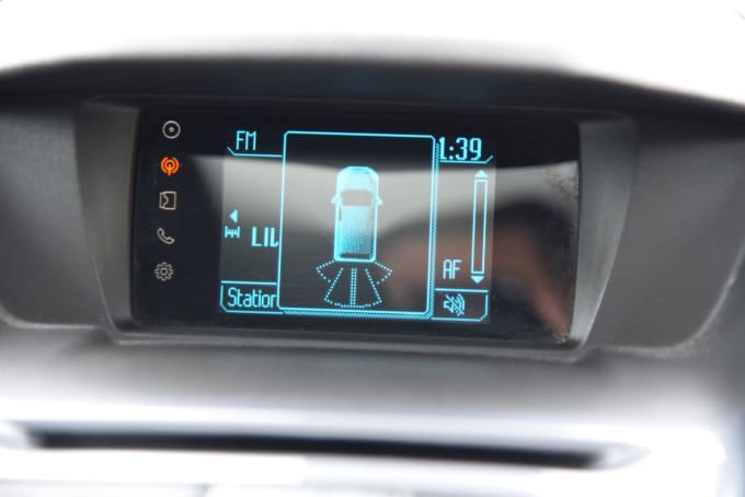 2025 Ford Grand Tourneo Connect