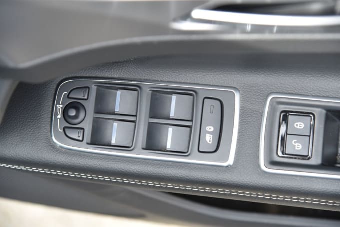 2025 Jaguar Xf