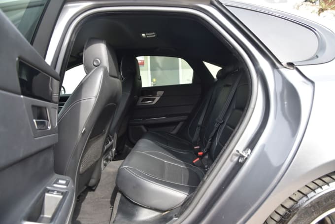 2025 Jaguar Xf