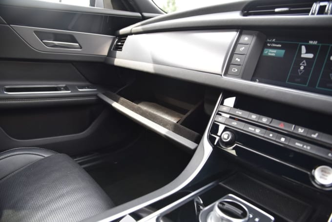 2025 Jaguar Xf