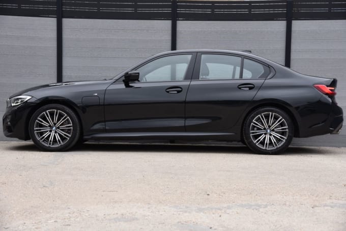 2025 BMW 3 Series