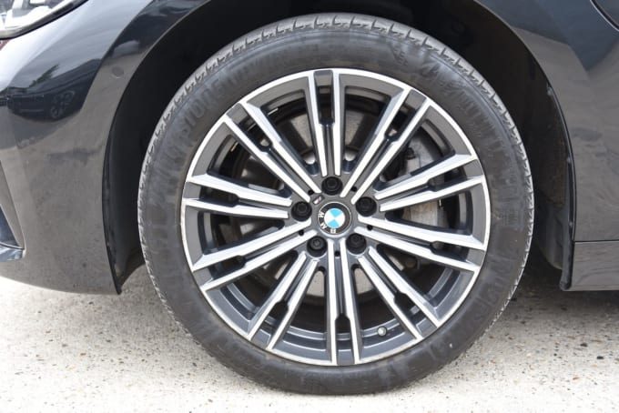 2025 BMW 3 Series