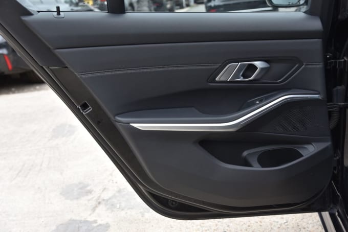2025 BMW 3 Series
