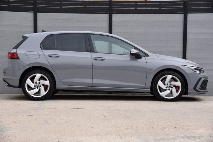 2025 Volkswagen Golf