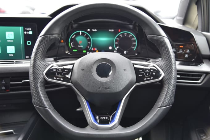 2025 Volkswagen Golf