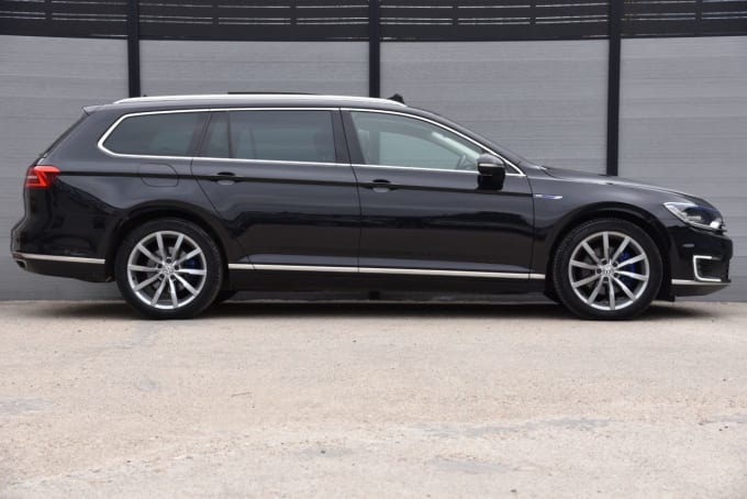 2025 Volkswagen Passat