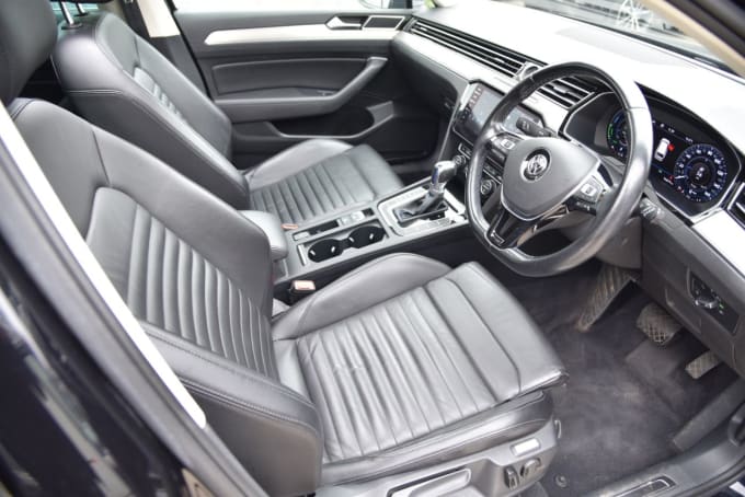 2025 Volkswagen Passat