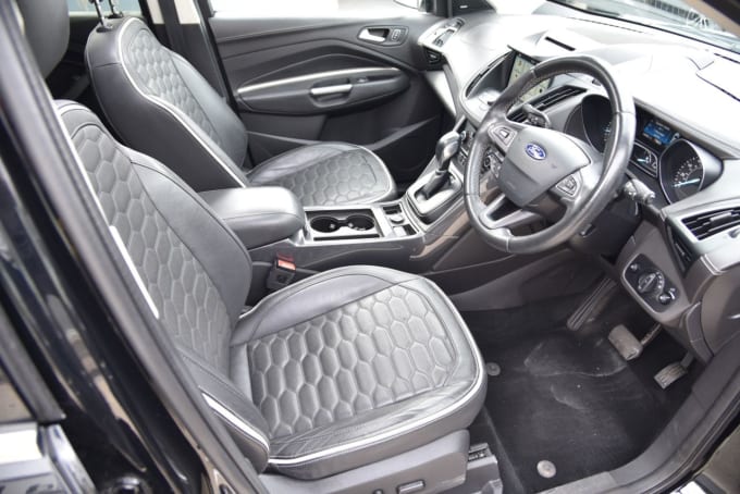 2025 Ford Kuga