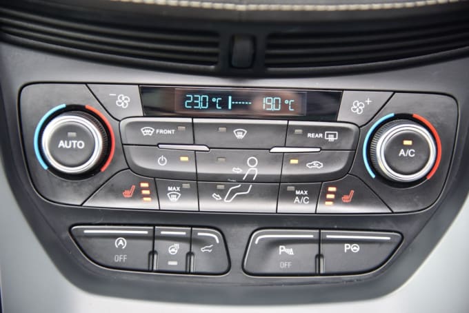 2025 Ford Kuga