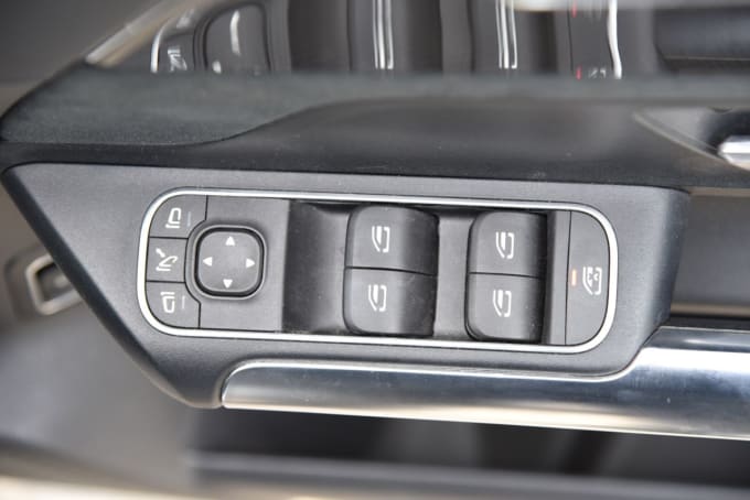 2025 Mercedes-benz Gla