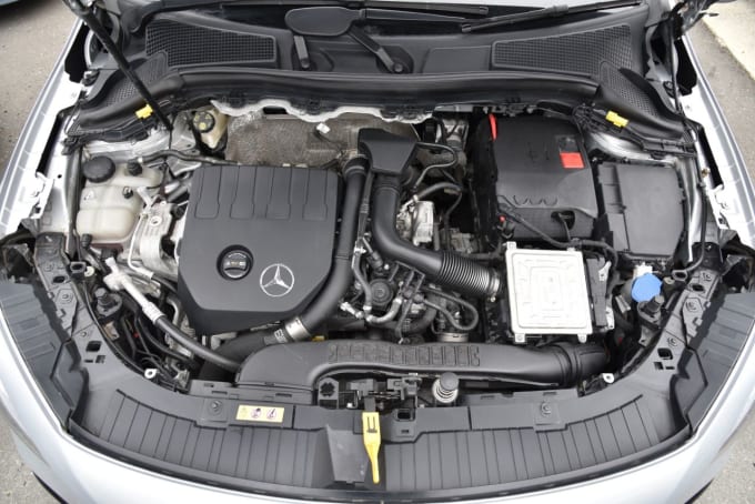 2025 Mercedes-benz Gla