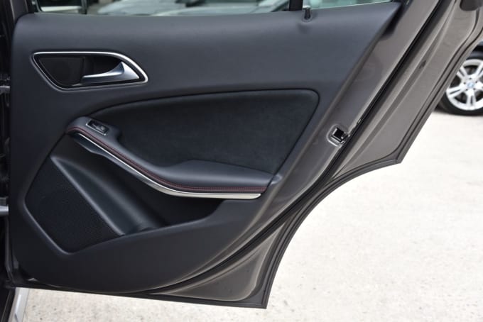 2025 Mercedes-benz Gla