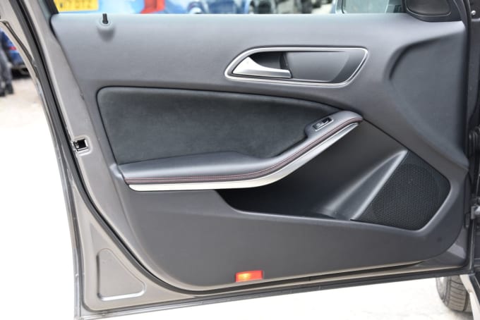 2025 Mercedes-benz Gla