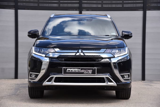 2025 Mitsubishi Outlander