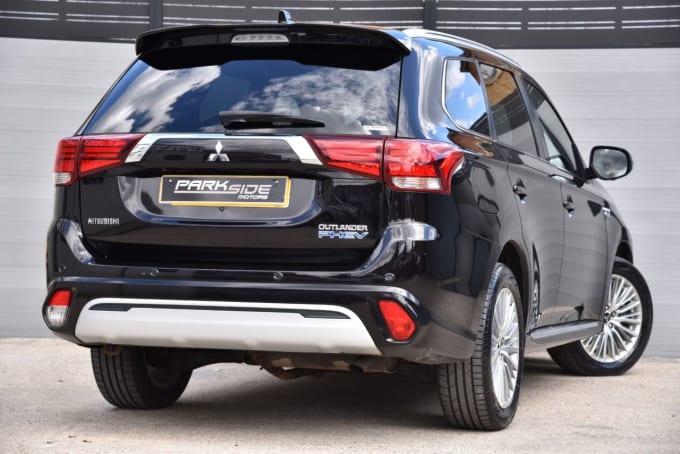 2025 Mitsubishi Outlander