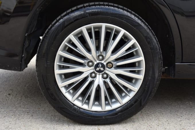 2025 Mitsubishi Outlander