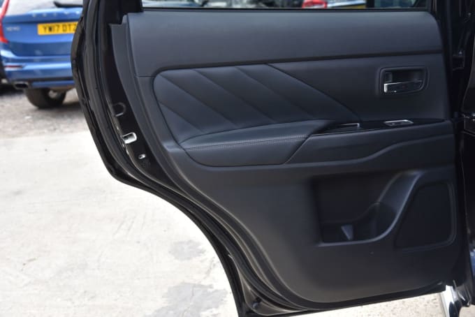 2025 Mitsubishi Outlander