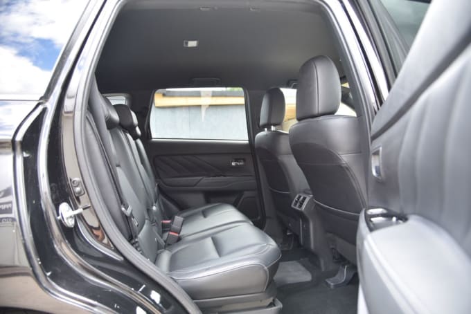 2025 Mitsubishi Outlander