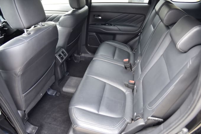 2025 Mitsubishi Outlander