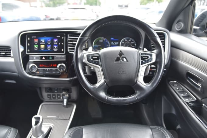 2025 Mitsubishi Outlander