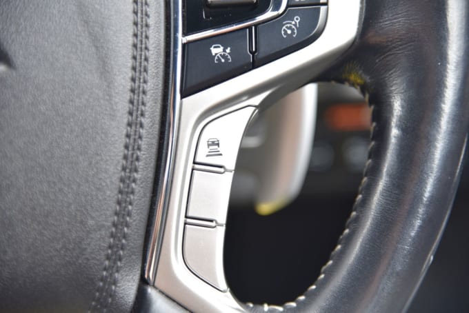 2025 Mitsubishi Outlander