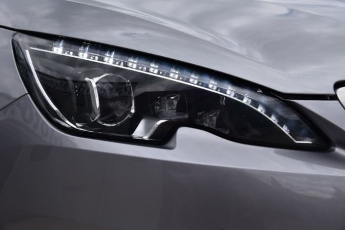 2025 Peugeot 308