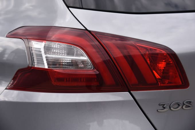 2025 Peugeot 308