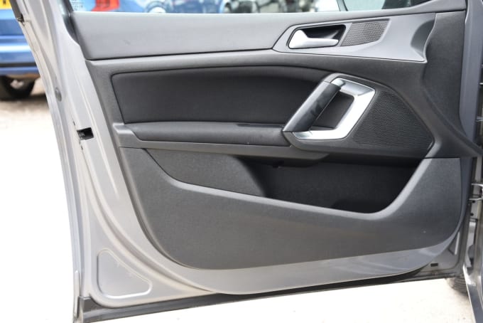 2025 Peugeot 308