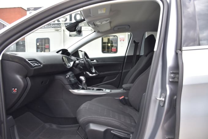 2025 Peugeot 308