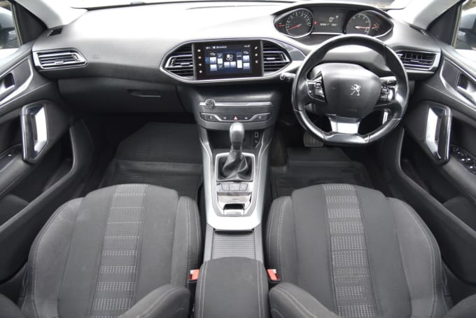 2025 Peugeot 308