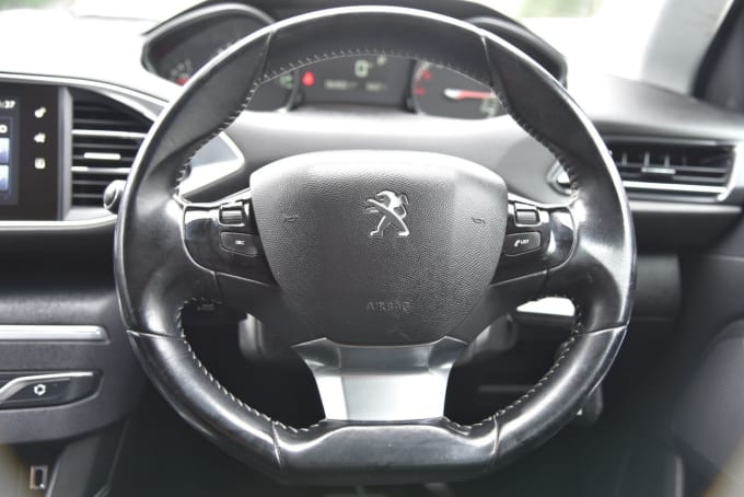 2025 Peugeot 308