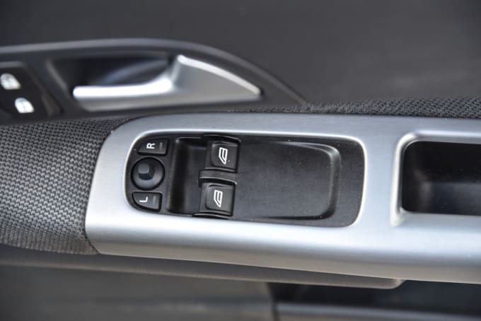 2025 Volvo C30