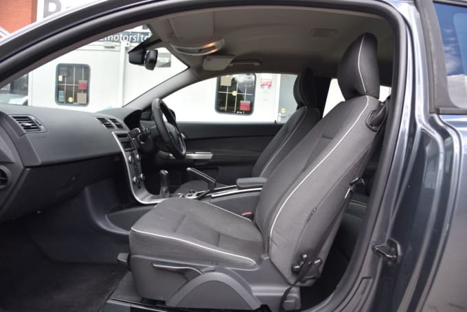 2025 Volvo C30