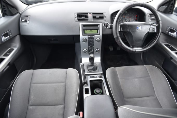 2025 Volvo C30