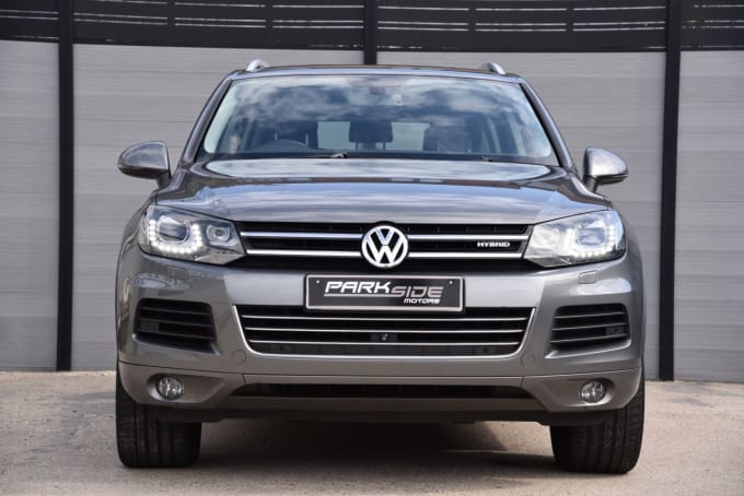 2025 Volkswagen Touareg