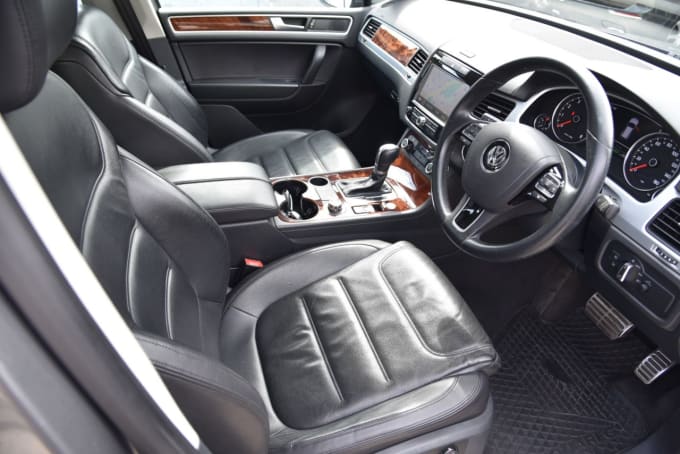 2025 Volkswagen Touareg